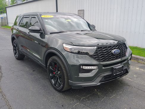 Used 2022 Ford Explorer ST w/ Equipment Group 401A AWD/4WD image 2