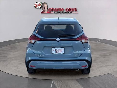Certified 2024 Nissan Kicks SV image 4