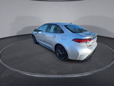 Used 2025 Toyota Corolla SE image 11