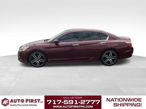 Used 2017 Honda Accord Sport image 4