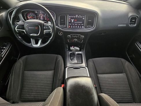 Used 2018 Dodge Charger GT image 13