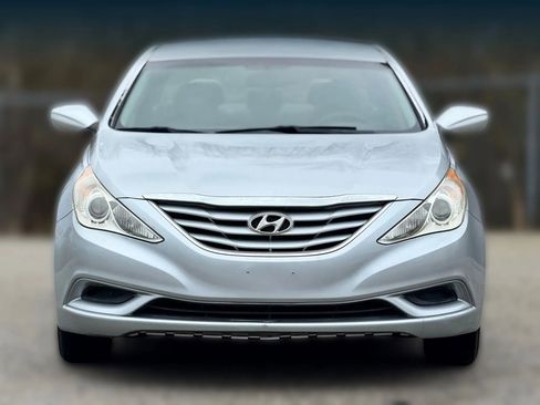 Used 2012 Hyundai Sonata GLS image 5