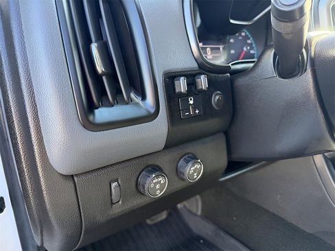 Used 2017 Chevrolet Colorado Z71 image 22