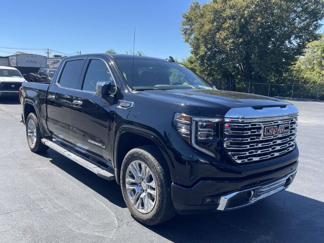 Used 2025 GMC Sierra 1500 Denali AWD/4WD image 2
