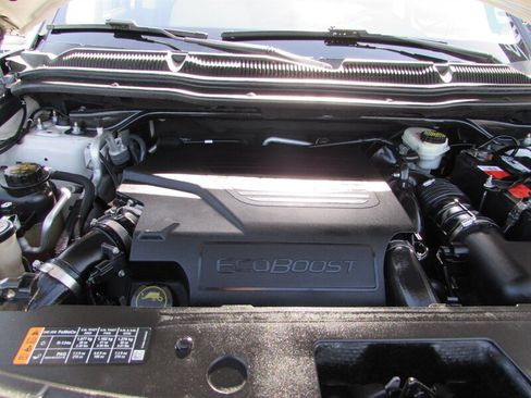 Used 2018 Ford Explorer Platinum AWD/4WD image 31