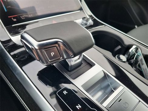 New 2026 Audi Q8 Premium Plus image 24