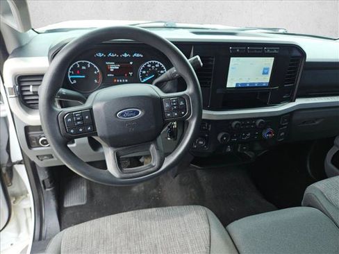 Used 2024 Ford F250 XLT w/ FX4 Off-Road Package AWD/4WD image 16