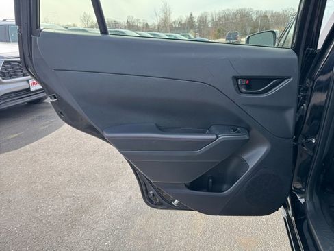 Used 2024 Subaru Impreza 2.0i Sport image 25