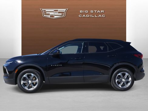 Used 2024 Chevrolet Blazer LT w/ Convenience Package image 2