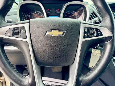 Used 2015 Chevrolet Equinox LT w/ Driver Convenience Package image 16