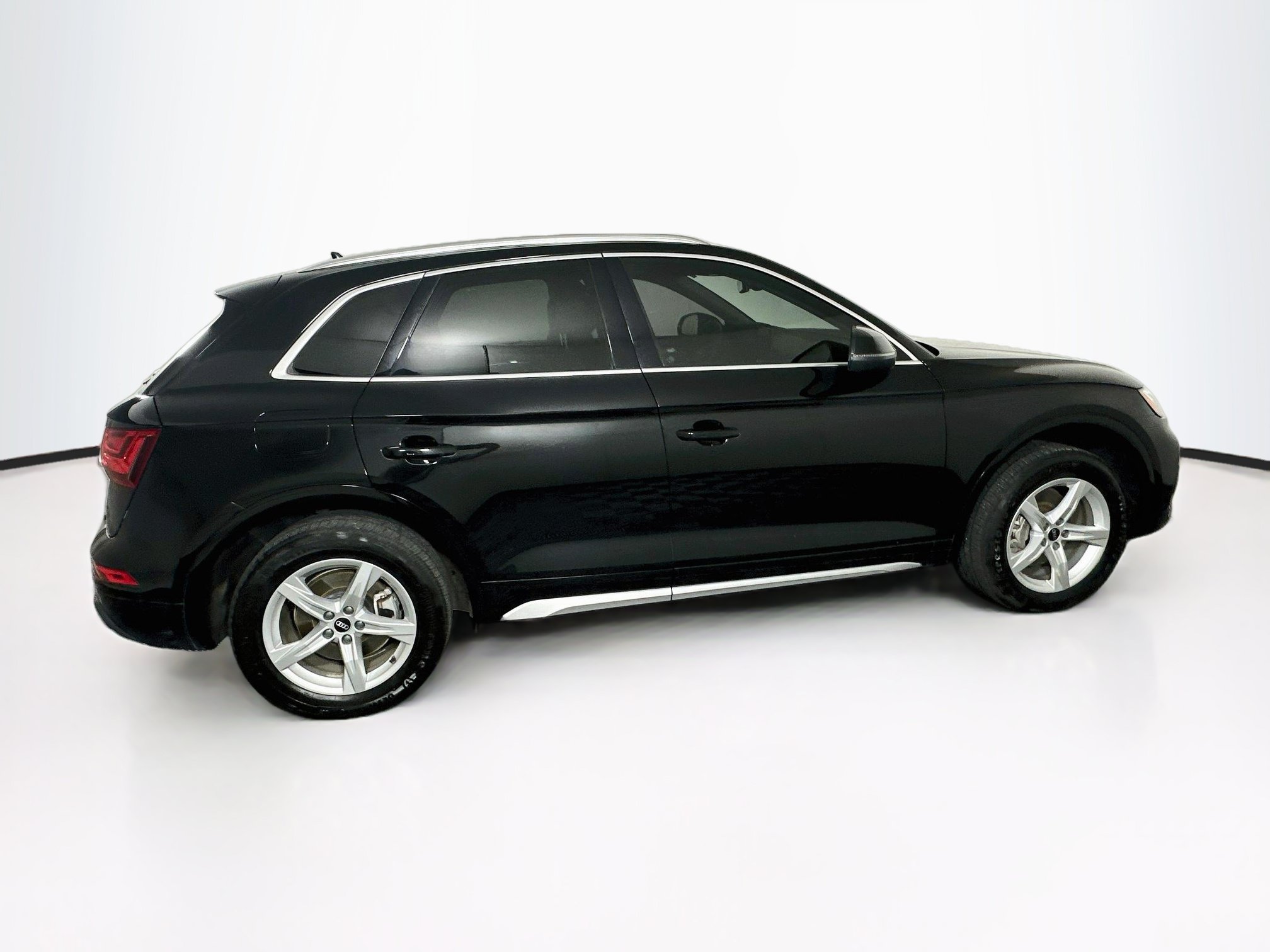 Used 2021 Audi Q5 2.0T Premium w/ Convenience Package AWD/4WD image 10