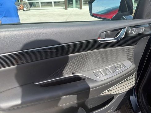 Used 2024 Hyundai Palisade Calligraphy image 7