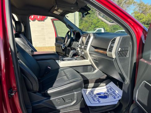 Used 2019 Ford F150 Lariat w/ Equipment Group 502A Luxury image 11