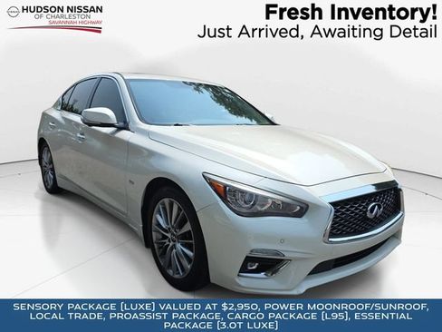 Used 2018 INFINITI Q50 Luxe w/ Sensory Package (Luxe) RWD image 1
