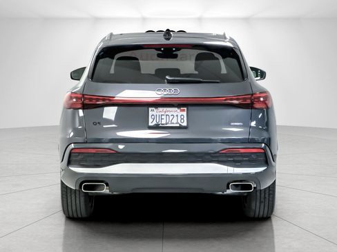 Certified 2025 Audi Q5 Premium Plus w/ Premium Plus image 4