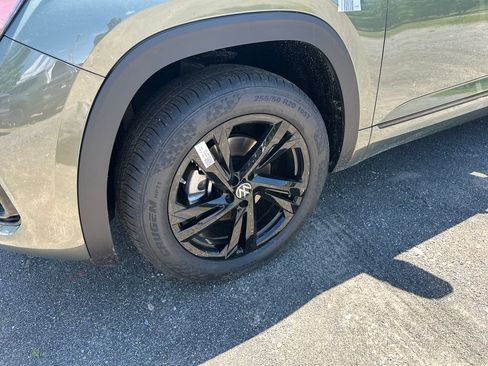 New 2026 Volkswagen Atlas Cross Sport SEL R-Line AWD/4WD image 7