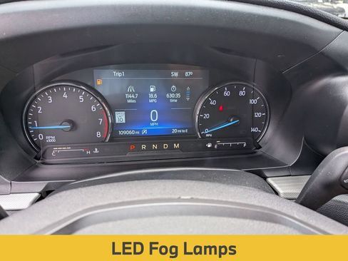 Used 2020 Ford Explorer XLT w/ Equipment Group 202A AWD/4WD image 19