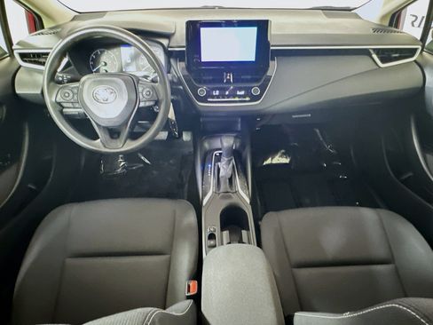 Used 2024 Toyota Corolla LE FWD image 24