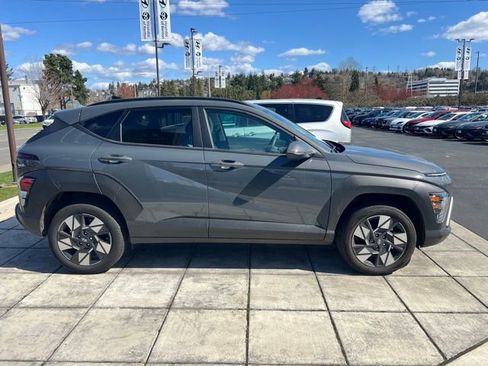 Certified 2025 Hyundai Kona SEL image 4