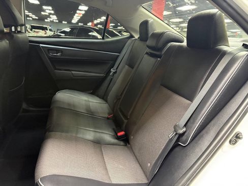 Used 2015 Toyota Corolla S Premium image 29