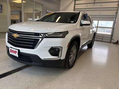 Used 2022 Chevrolet Traverse LT AWD/4WD image 4