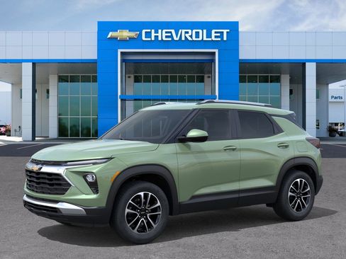 New 2026 Chevrolet TrailBlazer LT w/ Convenience Package image 2