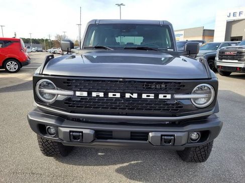 New 2025 Ford Bronco Badlands AWD/4WD image 2
