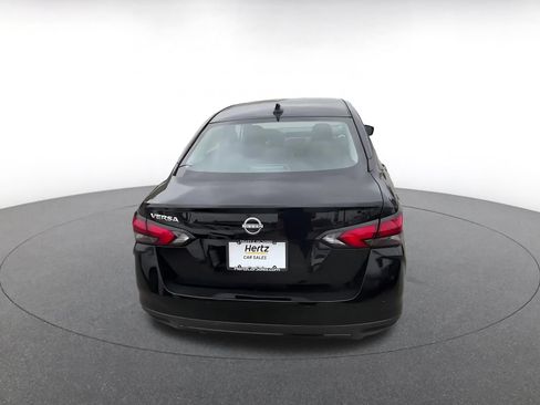 Used 2025 Nissan Versa SV FWD image 12