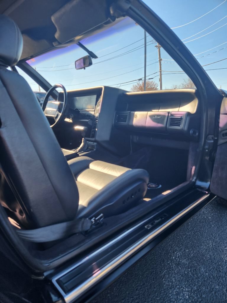 Used 1992 Cadillac Allante FWD image 30