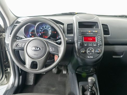 Used 2013 Kia Soul image 12