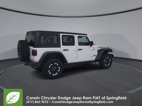 Certified 2025 Jeep Wrangler Unlimited Rubicon AWD/4WD image 17