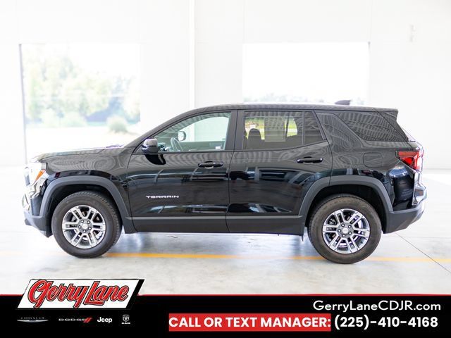 Used 2026 GMC Terrain Elevation FWD image 4