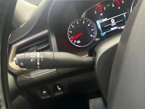 Used 2018 GMC Acadia SLE w/ Driver Alert Package I AWD/4WD image 18