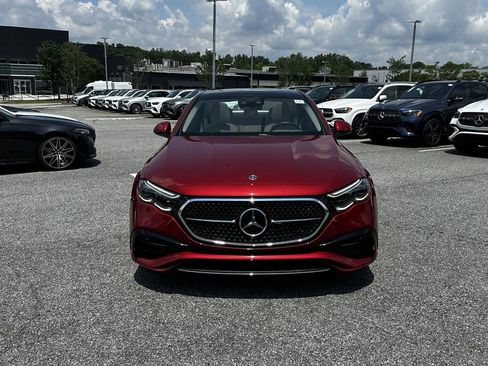 Certified 2024 Mercedes-Benz E 350 4MATIC Sedan image 3