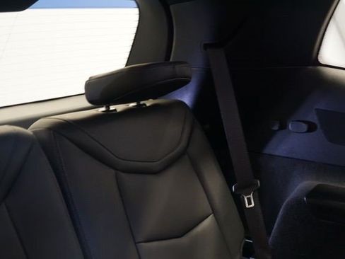 Certified 2024 Cadillac XT6 Luxury w/ LPO, Floor Liner Package AWD/4WD image 23
