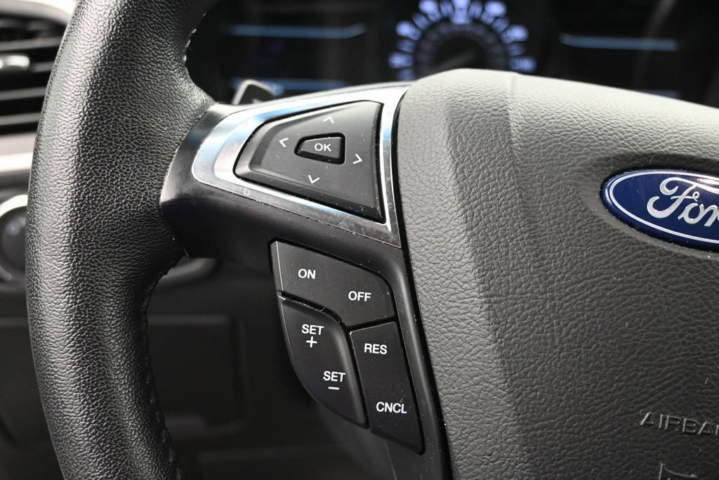 Used 2019 Ford Edge SEL w/ Equipment Group 201A AWD/4WD image 17