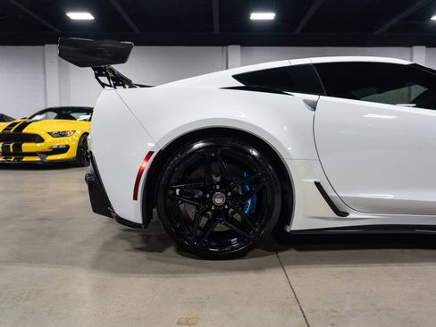 Used 2019 Chevrolet Corvette ZR1 image 8