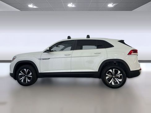 New 2026 Volkswagen Atlas Cross Sport SE image 2