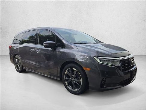 Used 2023 Honda Odyssey Elite image 3