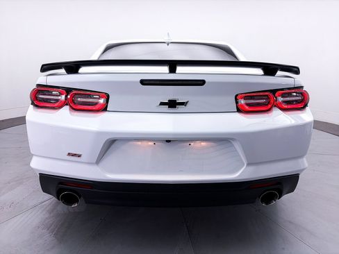 Used 2020 Chevrolet Camaro SS RWD image 13