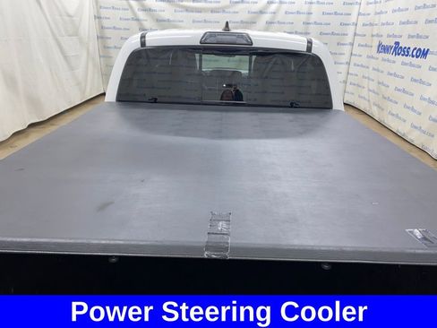 Used 2017 Toyota Tacoma TRD Pro image 22