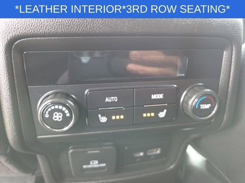 Used 2023 GMC Acadia SLT w/ Preferred Package FWD image 53