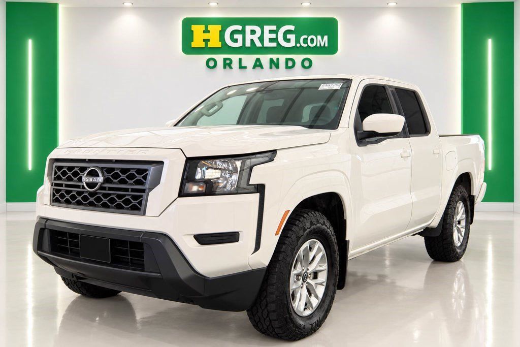 Used 2024 Nissan Frontier SV RWD image 4