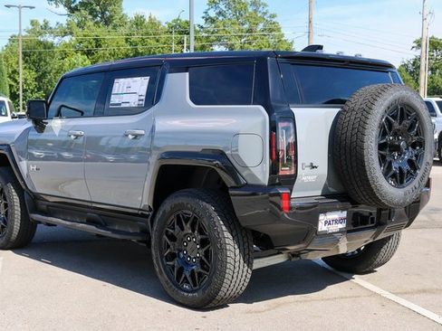 New 2026 GMC Hummer EV SUV image 3