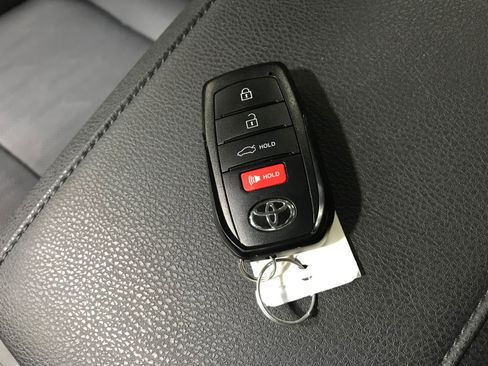 Used 2025 Toyota Camry XSE FWD image 12
