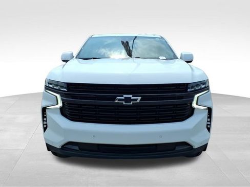 Used 2023 Chevrolet Suburban RST AWD/4WD image 16
