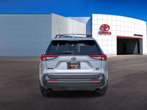 Used 2025 Toyota RAV4 XLE w/ Convenience Package AWD/4WD image 12