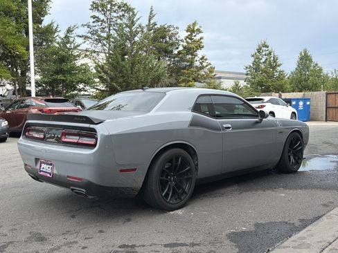 Used 2022 Dodge Challenger R/T Scat Pack w/ T/A Package RWD image 5