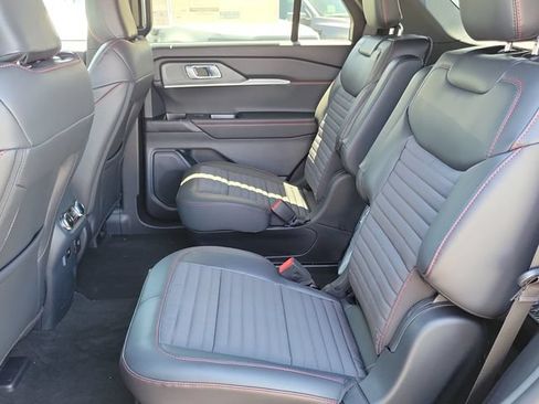New 2026 Ford Explorer ST-Line w/ ST-Line Street Pack RWD image 11