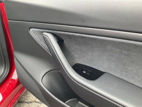 Used 2018 Tesla Model 3 Performance image 91